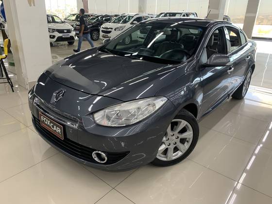 RENAULT FLUENCE 2.0 PRIVILÉGE 16V FLEX 4P AUTOMÁTICO RENAULT FLUENCE 2.0 PRIVILÉGE 16V FLEX 4P AUTOMÁTICO